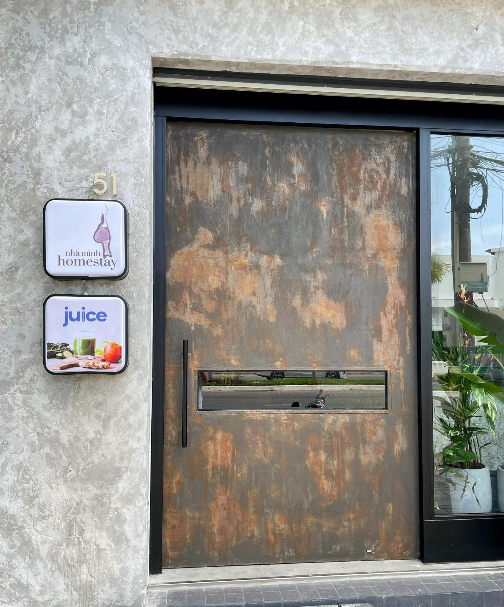 Nha Minh Homestay Rach Gia Exterior photo